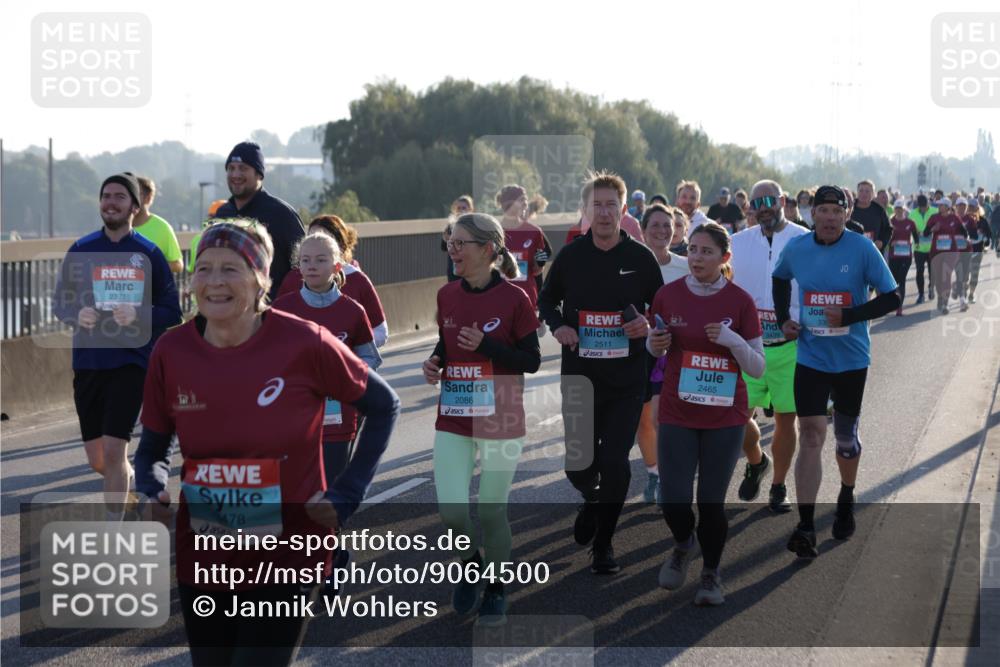 03.10.2025 - Köhlbrandbrückenlauf Jannik Wohlers http://msf.ph/oto/9064500 03.10.2025 09:25:22 Position 3 2371, 478, 2086, 2511, 2465, 339, 3439 meine-sportfotos.de