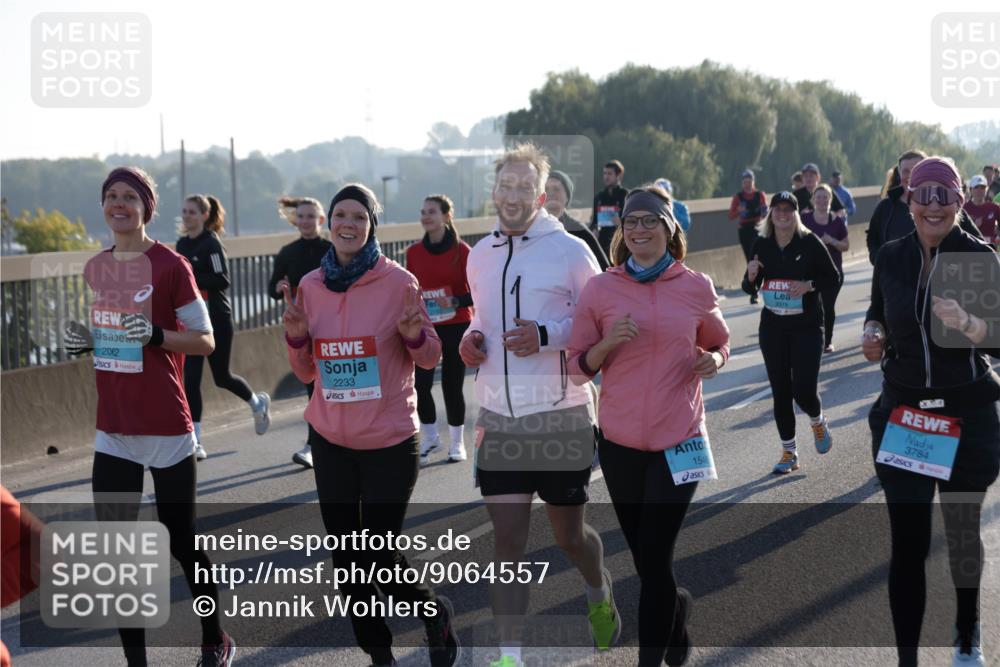 03.10.2025 - Köhlbrandbrückenlauf Jannik Wohlers http://msf.ph/oto/9064557 03.10.2025 09:25:26 Position 3 2012, 2233, 2378, 1546, 3784 meine-sportfotos.de
