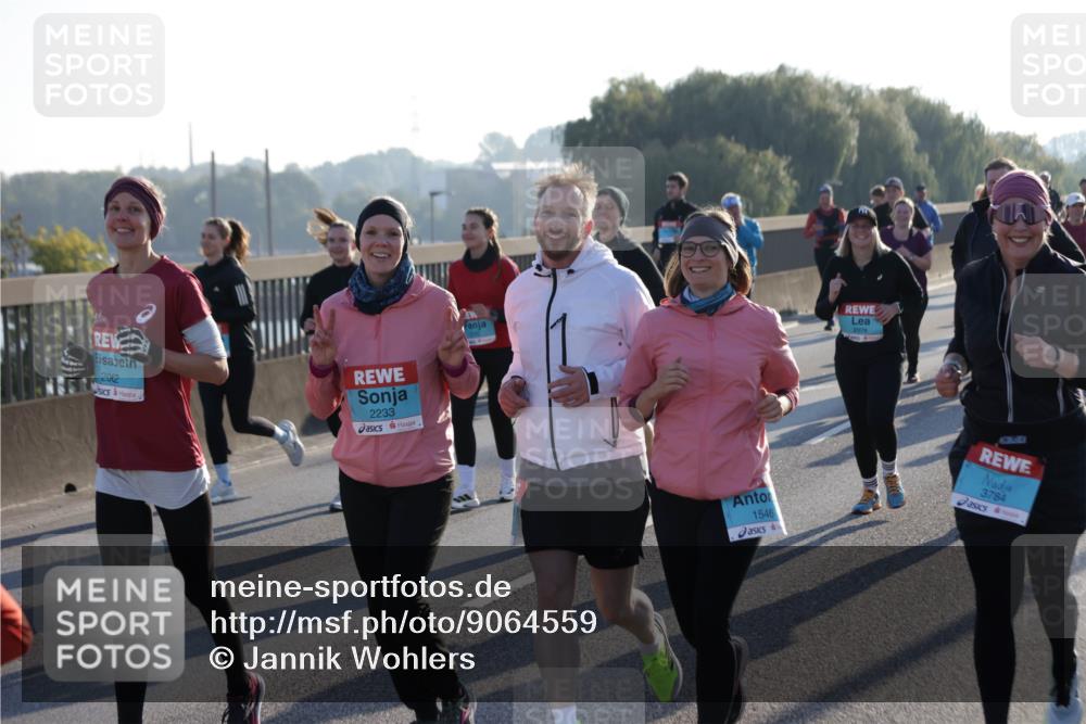 03.10.2025 - Köhlbrandbrückenlauf Jannik Wohlers http://msf.ph/oto/9064559 03.10.2025 09:25:26 Position 3 2012, 2233, 2378, 1546, 3784 meine-sportfotos.de