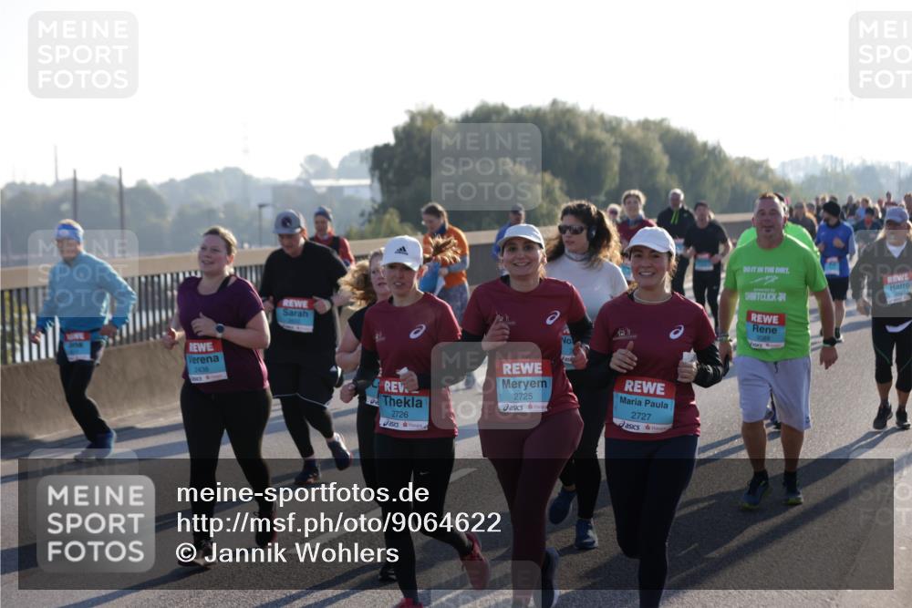 03.10.2025 - Köhlbrandbrückenlauf Jannik Wohlers http://msf.ph/oto/9064622 03.10.2025 09:25:31 Position 3 2438, 2726, 2725, 2727, 3588 meine-sportfotos.de