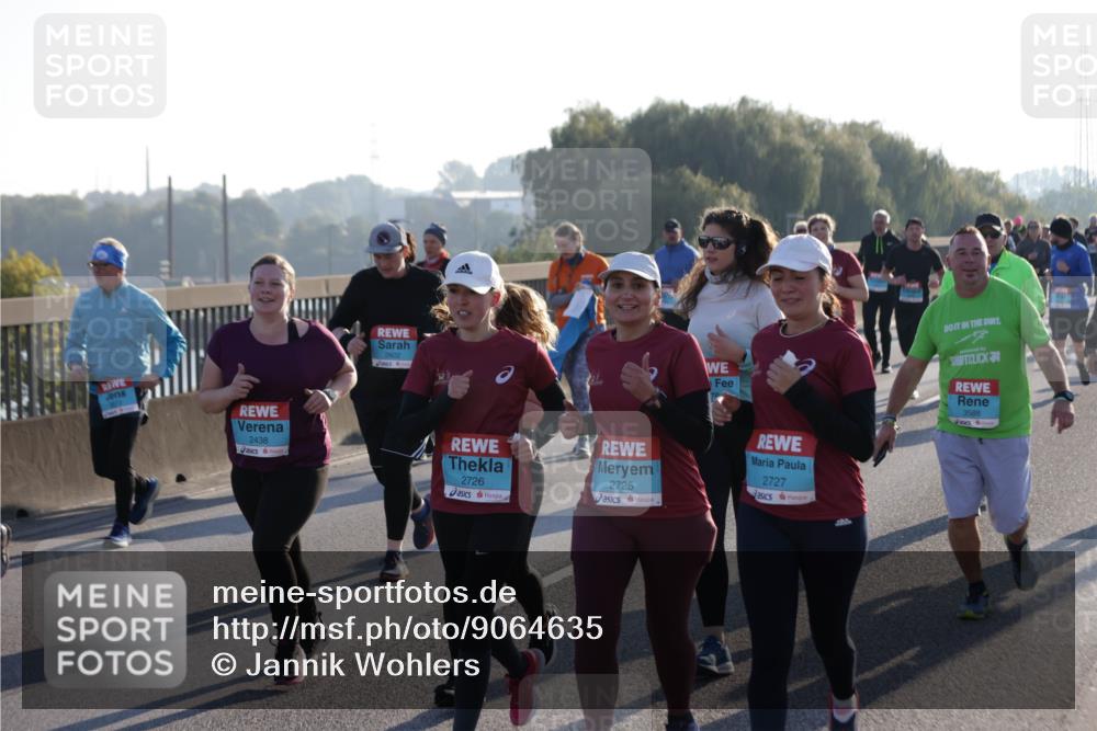 03.10.2025 - Köhlbrandbrückenlauf Jannik Wohlers http://msf.ph/oto/9064635 03.10.2025 09:25:31 Position 3 2438, 2726, 2725, 2727, 3588 meine-sportfotos.de