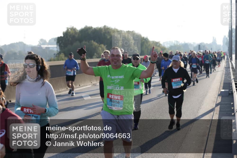 03.10.2025 - Köhlbrandbrückenlauf Jannik Wohlers http://msf.ph/oto/9064663 03.10.2025 09:25:32 Position 3 416, 3588, 2527 meine-sportfotos.de