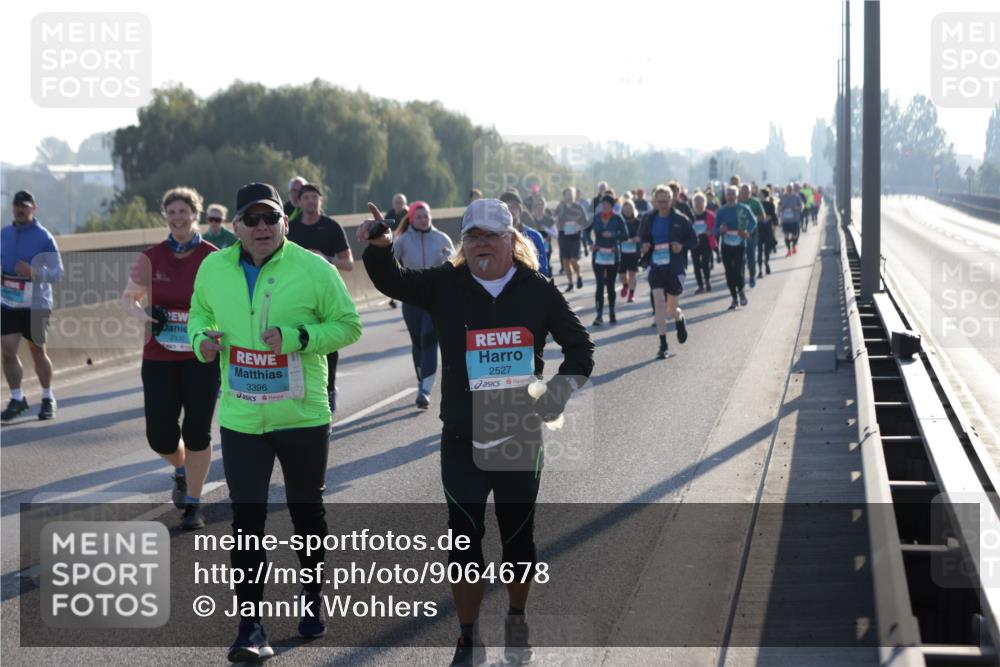 03.10.2025 - Köhlbrandbrückenlauf Jannik Wohlers http://msf.ph/oto/9064678 03.10.2025 09:25:34 Position 3 3396, 2527 meine-sportfotos.de