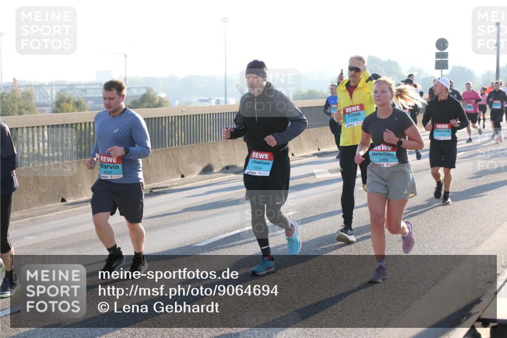 03.10.2025 - Köhlbrandbrückenlauf Lena Gebhardt http://msf.ph/oto/9064694 03.10.2025 09:21:45 Position 1 3037, 1634, 1701, 2499, 1764 meine-sportfotos.de