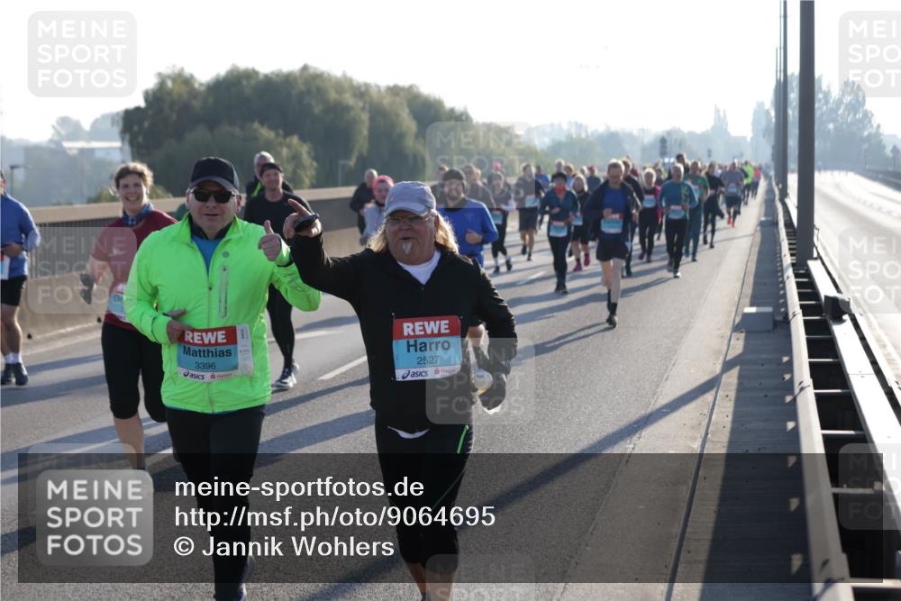 03.10.2025 - Köhlbrandbrückenlauf Jannik Wohlers http://msf.ph/oto/9064695 03.10.2025 09:25:34 Position 3 3396, 2527 meine-sportfotos.de