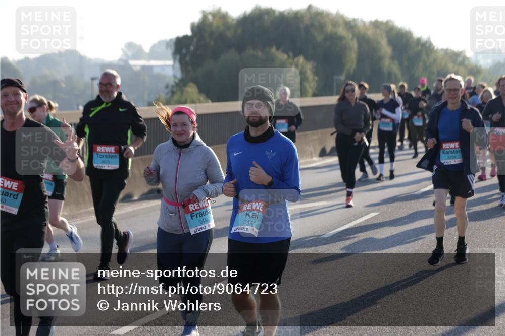 03.10.2025 - Köhlbrandbrückenlauf Jannik Wohlers http://msf.ph/oto/9064723 03.10.2025 09:25:37 Position 3 43, 3442, 3441, 2259 meine-sportfotos.de