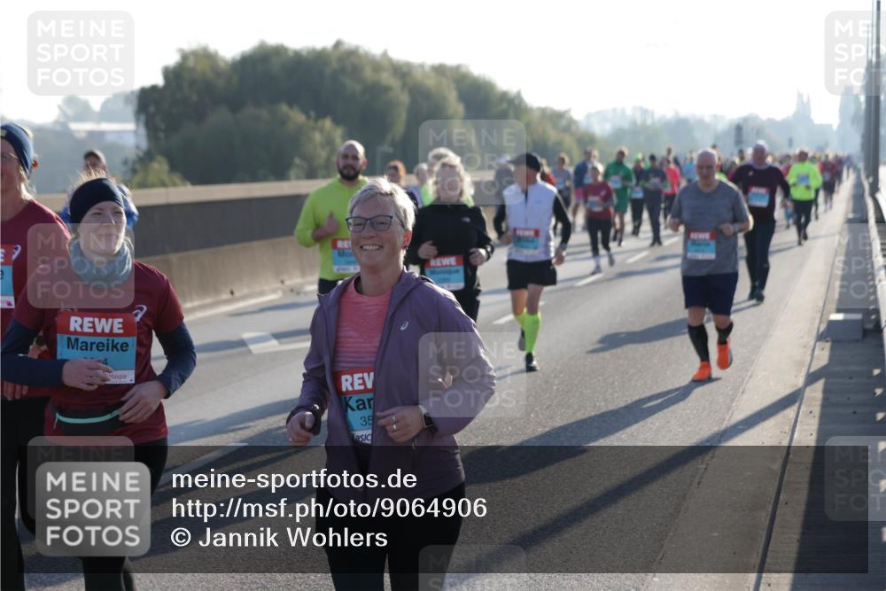 03.10.2025 - Köhlbrandbrückenlauf Jannik Wohlers http://msf.ph/oto/9064906 03.10.2025 09:25:49 Position 3 35 meine-sportfotos.de