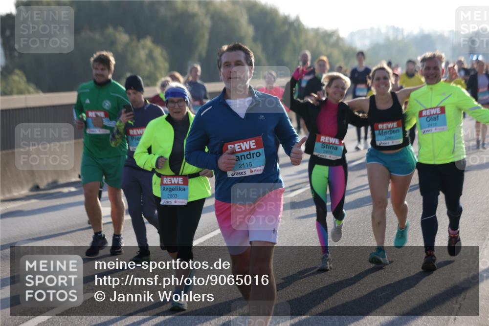 03.10.2025 - Köhlbrandbrückenlauf Jannik Wohlers http://msf.ph/oto/9065016 03.10.2025 09:25:59 Position 3 2603, 2115, 2419, 2261, 2412 meine-sportfotos.de