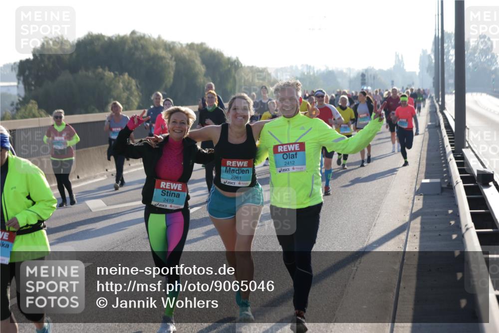 03.10.2025 - Köhlbrandbrückenlauf Jannik Wohlers http://msf.ph/oto/9065046 03.10.2025 09:26:01 Position 3 2419, 2261, 2412 meine-sportfotos.de