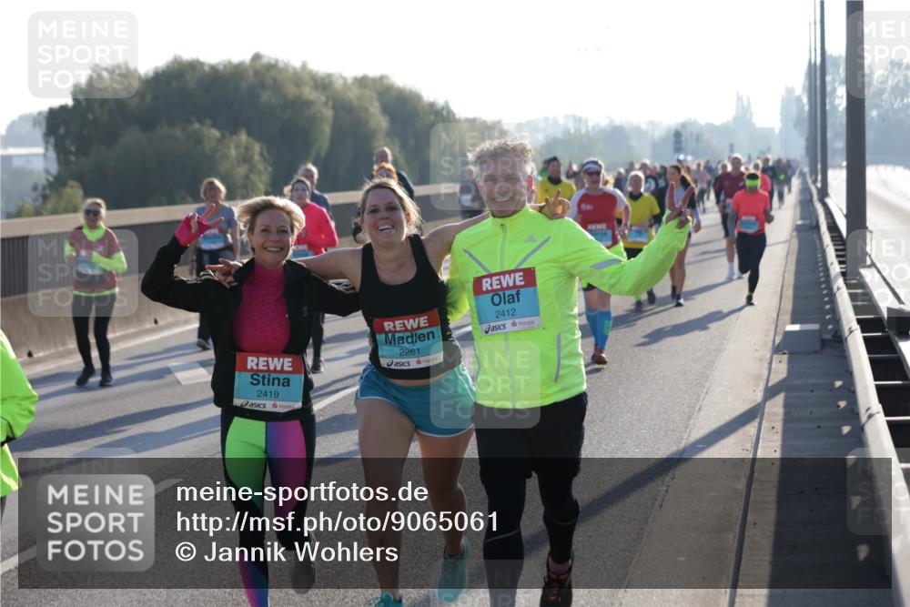 03.10.2025 - Köhlbrandbrückenlauf Jannik Wohlers http://msf.ph/oto/9065061 03.10.2025 09:26:01 Position 3 2419, 2261, 2412 meine-sportfotos.de