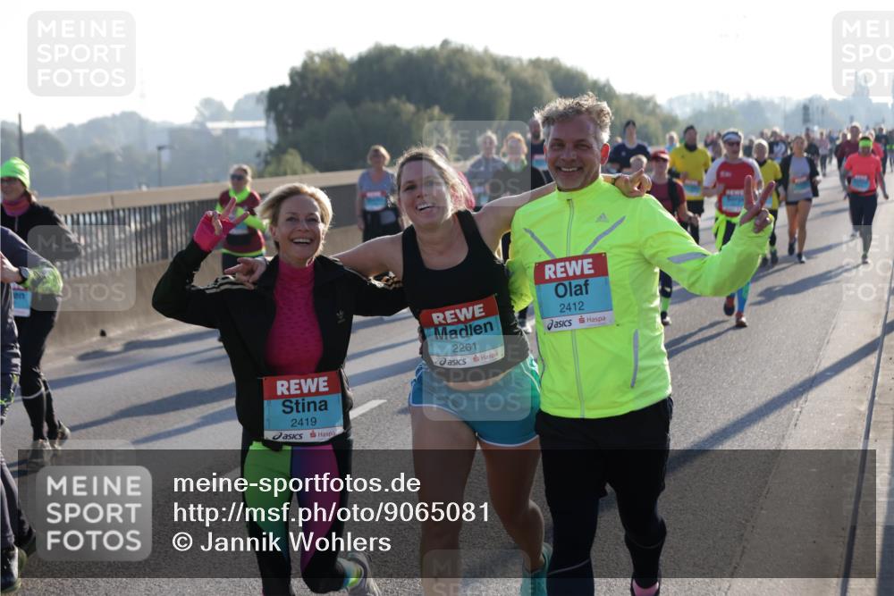 03.10.2025 - Köhlbrandbrückenlauf Jannik Wohlers http://msf.ph/oto/9065081 03.10.2025 09:26:02 Position 3 2419, 2261, 2412 meine-sportfotos.de