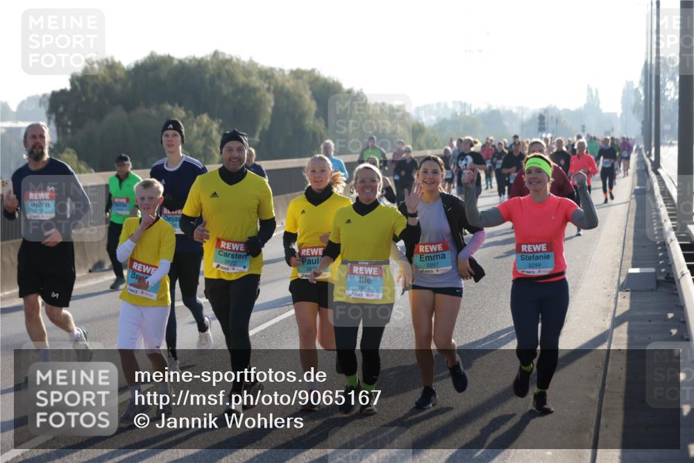 03.10.2025 - Köhlbrandbrückenlauf Jannik Wohlers http://msf.ph/oto/9065167 03.10.2025 09:26:08 Position 3 2872, 287, 2874, 2297, 2299 meine-sportfotos.de