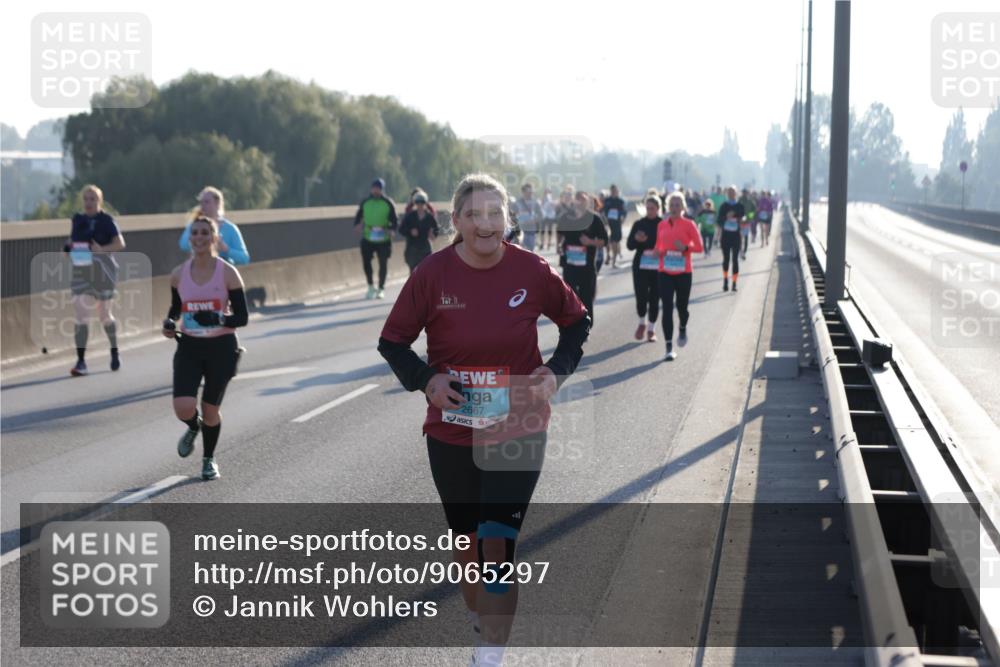 03.10.2025 - Köhlbrandbrückenlauf Jannik Wohlers http://msf.ph/oto/9065297 03.10.2025 09:26:12 Position 3 2667 meine-sportfotos.de