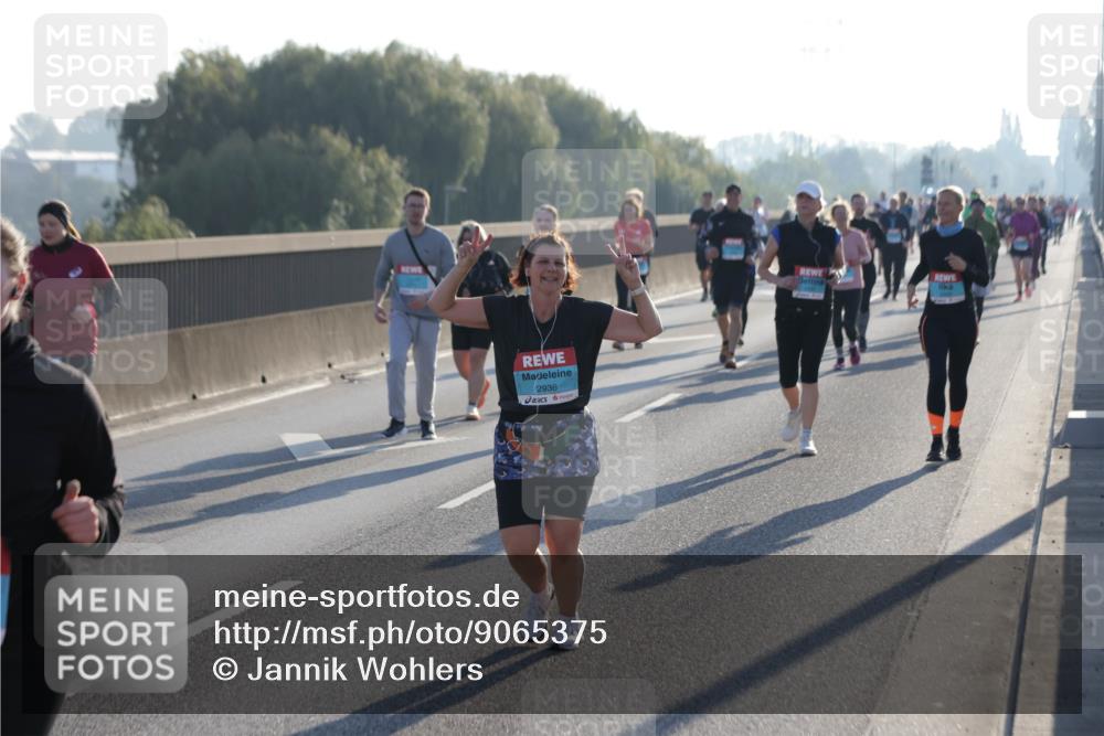 03.10.2025 - Köhlbrandbrückenlauf Jannik Wohlers http://msf.ph/oto/9065375 03.10.2025 09:26:19 Position 3 2936 meine-sportfotos.de