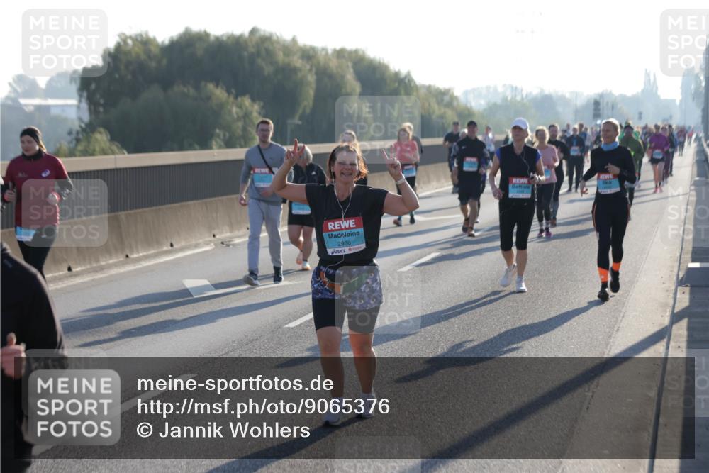 03.10.2025 - Köhlbrandbrückenlauf Jannik Wohlers http://msf.ph/oto/9065376 03.10.2025 09:26:19 Position 3 2936 meine-sportfotos.de