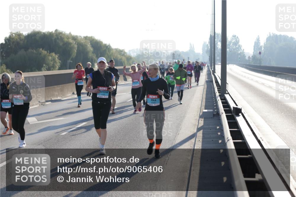 03.10.2025 - Köhlbrandbrückenlauf Jannik Wohlers http://msf.ph/oto/9065406 03.10.2025 09:26:22 Position 3 2553, 2550 meine-sportfotos.de