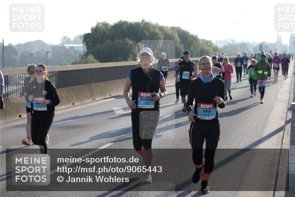 03.10.2025 - Köhlbrandbrückenlauf Jannik Wohlers http://msf.ph/oto/9065443 03.10.2025 09:26:24 Position 3 3103, 2553, 2550 meine-sportfotos.de