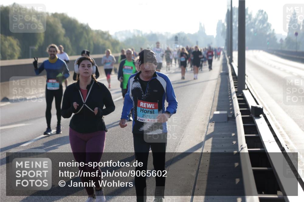 03.10.2025 - Köhlbrandbrückenlauf Jannik Wohlers http://msf.ph/oto/9065602 03.10.2025 09:26:38 Position 3 2971 meine-sportfotos.de