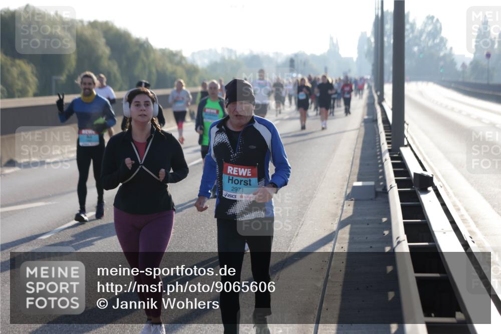 03.10.2025 - Köhlbrandbrückenlauf Jannik Wohlers http://msf.ph/oto/9065606 03.10.2025 09:26:38 Position 3 2971 meine-sportfotos.de