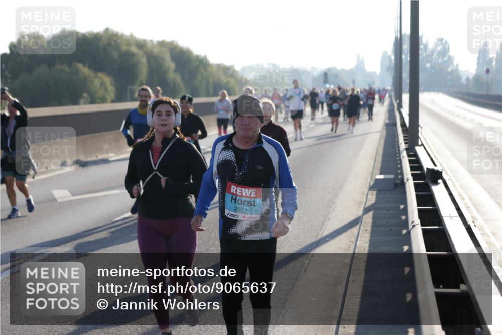 03.10.2025 - Köhlbrandbrückenlauf Jannik Wohlers http://msf.ph/oto/9065637 03.10.2025 09:26:38 Position 3 2971 meine-sportfotos.de