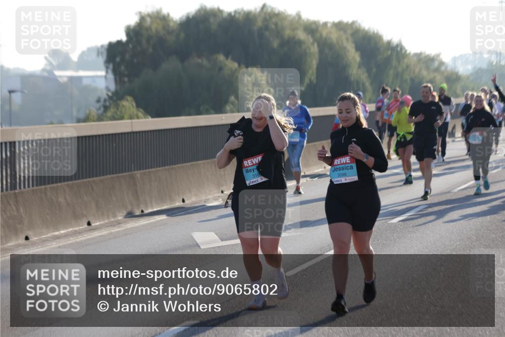 03.10.2025 - Köhlbrandbrückenlauf Jannik Wohlers http://msf.ph/oto/9065802 03.10.2025 09:26:53 Position 3 310, 3098 meine-sportfotos.de