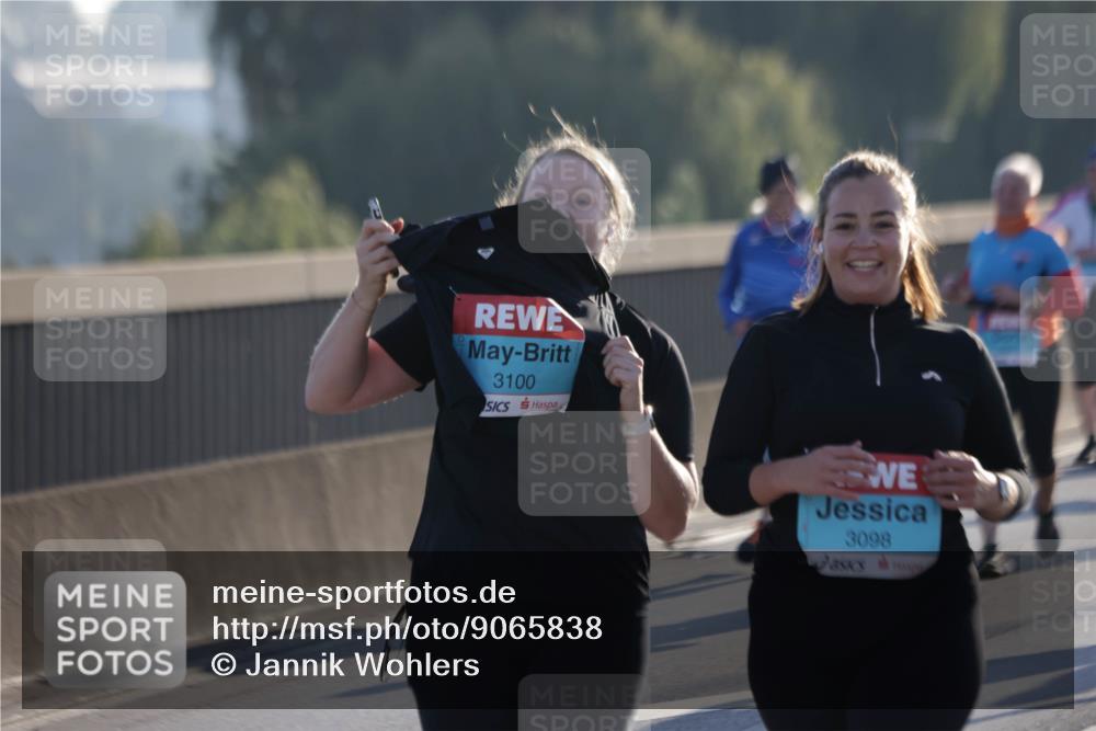 03.10.2025 - Köhlbrandbrückenlauf Jannik Wohlers http://msf.ph/oto/9065838 03.10.2025 09:26:54 Position 3 3100, 3098 meine-sportfotos.de