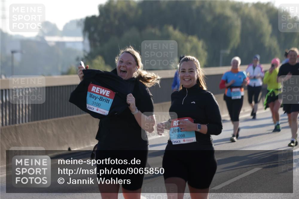 03.10.2025 - Köhlbrandbrückenlauf Jannik Wohlers http://msf.ph/oto/9065850 03.10.2025 09:26:54 Position 3 3100, 3098 meine-sportfotos.de