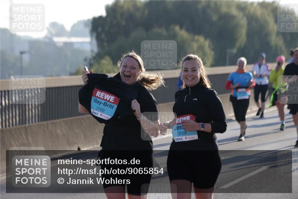 03.10.2025 - Köhlbrandbrückenlauf Jannik Wohlers http://msf.ph/oto/9065854 03.10.2025 09:26:54 Position 3 3100, 3098 meine-sportfotos.de