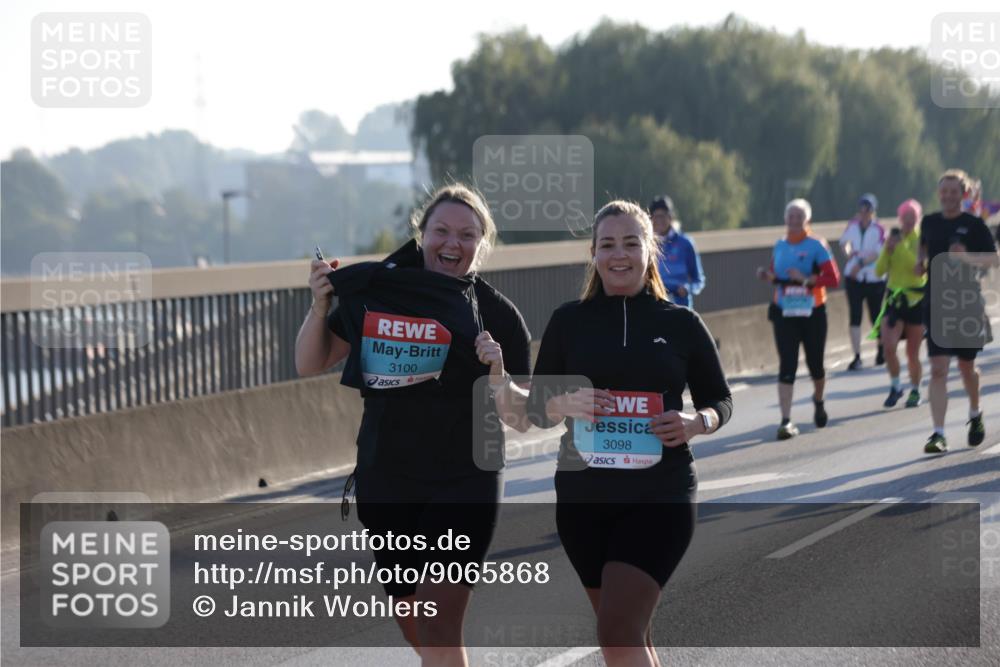 03.10.2025 - Köhlbrandbrückenlauf Jannik Wohlers http://msf.ph/oto/9065868 03.10.2025 09:26:55 Position 3 3100, 3098 meine-sportfotos.de