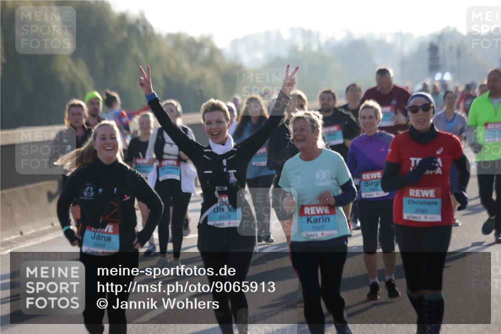 03.10.2025 - Köhlbrandbrückenlauf Jannik Wohlers http://msf.ph/oto/9065913 03.10.2025 09:26:57 Position 3 2926, 2928, 3094, 2565, 2927 meine-sportfotos.de