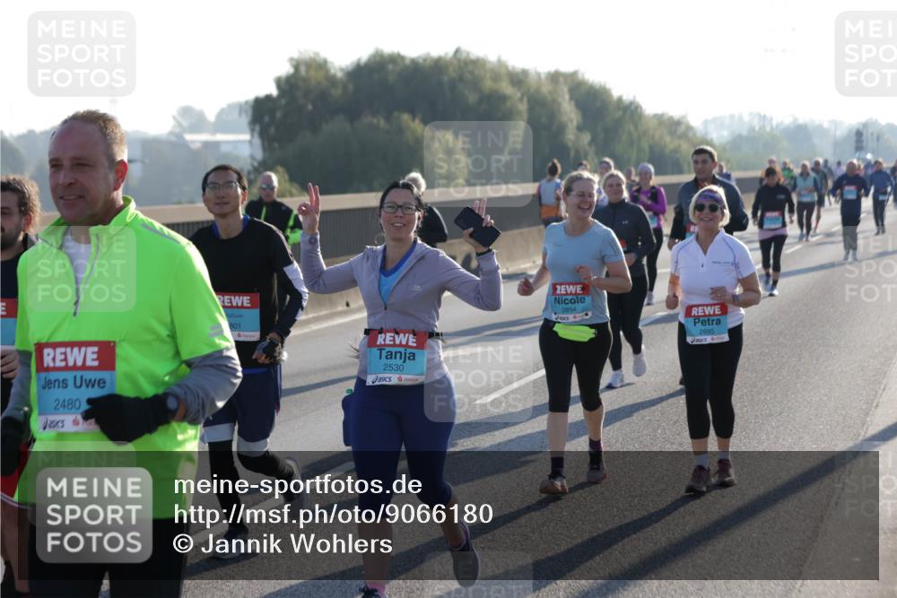 03.10.2025 - Köhlbrandbrückenlauf Jannik Wohlers http://msf.ph/oto/9066180 03.10.2025 09:27:08 Position 3 2480, 801, 2530, 2894, 2895 meine-sportfotos.de