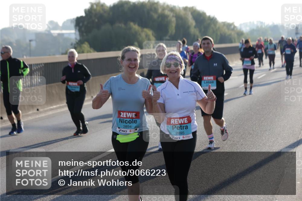 03.10.2025 - Köhlbrandbrückenlauf Jannik Wohlers http://msf.ph/oto/9066223 03.10.2025 09:27:10 Position 3 2894, 2895 meine-sportfotos.de