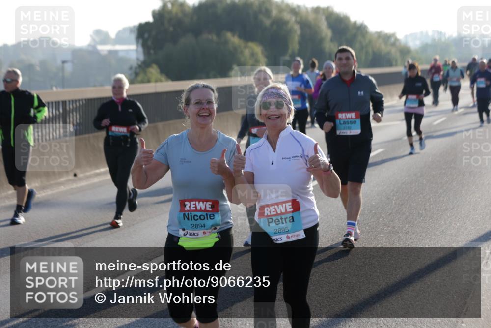 03.10.2025 - Köhlbrandbrückenlauf Jannik Wohlers http://msf.ph/oto/9066235 03.10.2025 09:27:10 Position 3 2894, 2895, 2182 meine-sportfotos.de