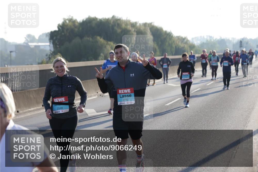 03.10.2025 - Köhlbrandbrückenlauf Jannik Wohlers http://msf.ph/oto/9066249 03.10.2025 09:27:11 Position 3 2548, 2182 meine-sportfotos.de