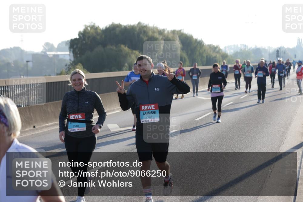 03.10.2025 - Köhlbrandbrückenlauf Jannik Wohlers http://msf.ph/oto/9066250 03.10.2025 09:27:11 Position 3 2548, 2182 meine-sportfotos.de