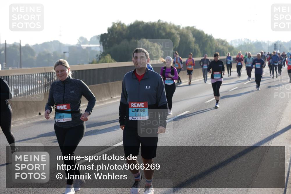 03.10.2025 - Köhlbrandbrückenlauf Jannik Wohlers http://msf.ph/oto/9066269 03.10.2025 09:27:12 Position 3 2548, 2182 meine-sportfotos.de
