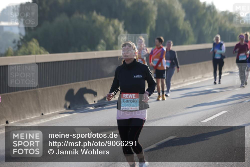 03.10.2025 - Köhlbrandbrückenlauf Jannik Wohlers http://msf.ph/oto/9066291 03.10.2025 09:27:15 Position 3 2535 meine-sportfotos.de