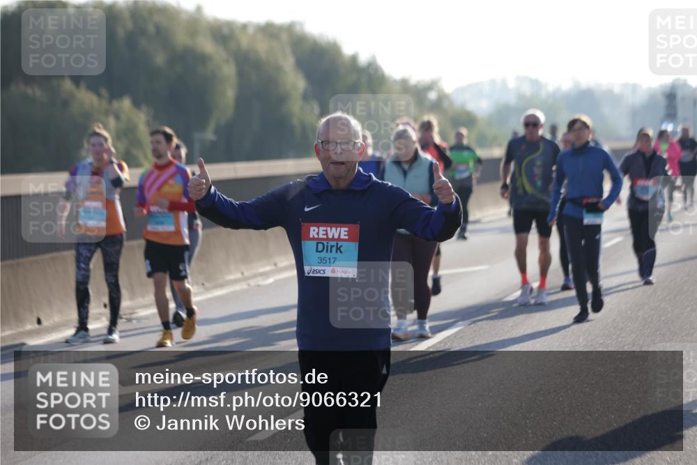 03.10.2025 - Köhlbrandbrückenlauf Jannik Wohlers http://msf.ph/oto/9066321 03.10.2025 09:27:19 Position 3 3517 meine-sportfotos.de