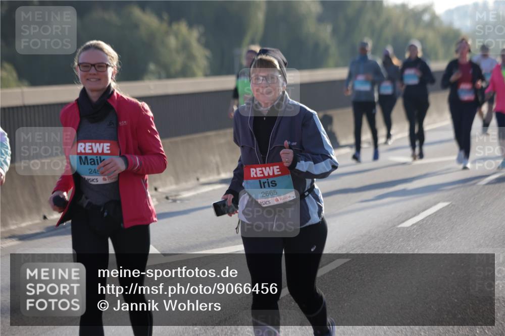 03.10.2025 - Köhlbrandbrückenlauf Jannik Wohlers http://msf.ph/oto/9066456 03.10.2025 09:27:27 Position 3 245, 2665 meine-sportfotos.de