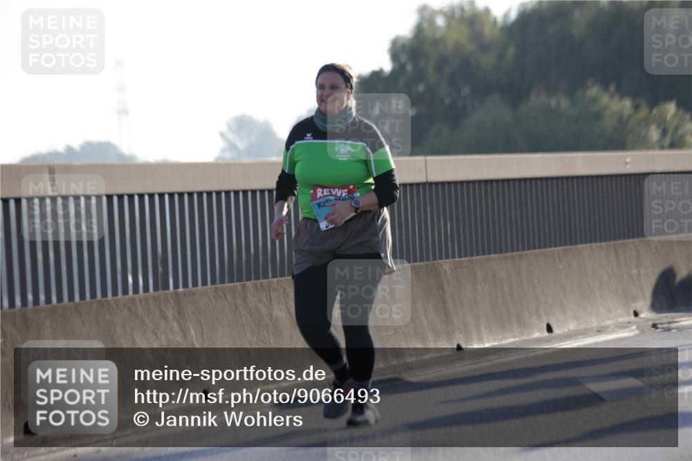 03.10.2025 - Köhlbrandbrückenlauf Jannik Wohlers http://msf.ph/oto/9066493 03.10.2025 09:27:32 Position 3  meine-sportfotos.de