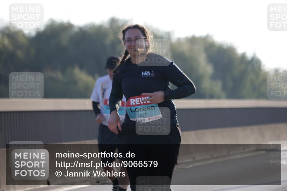 03.10.2025 - Köhlbrandbrückenlauf Jannik Wohlers http://msf.ph/oto/9066579 03.10.2025 09:27:38 Position 3 3571 meine-sportfotos.de