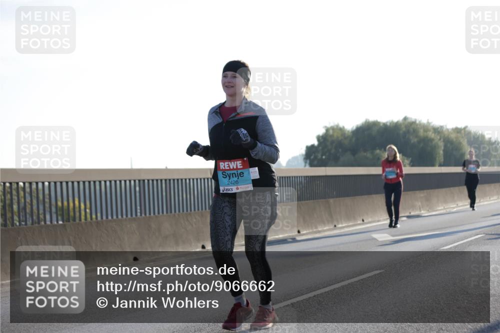 03.10.2025 - Köhlbrandbrückenlauf Jannik Wohlers http://msf.ph/oto/9066662 03.10.2025 09:27:51 Position 3 2426 meine-sportfotos.de