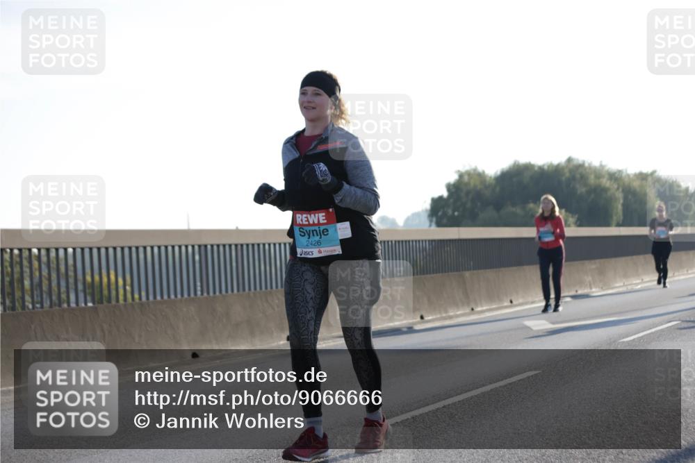 03.10.2025 - Köhlbrandbrückenlauf Jannik Wohlers http://msf.ph/oto/9066666 03.10.2025 09:27:51 Position 3 2426 meine-sportfotos.de