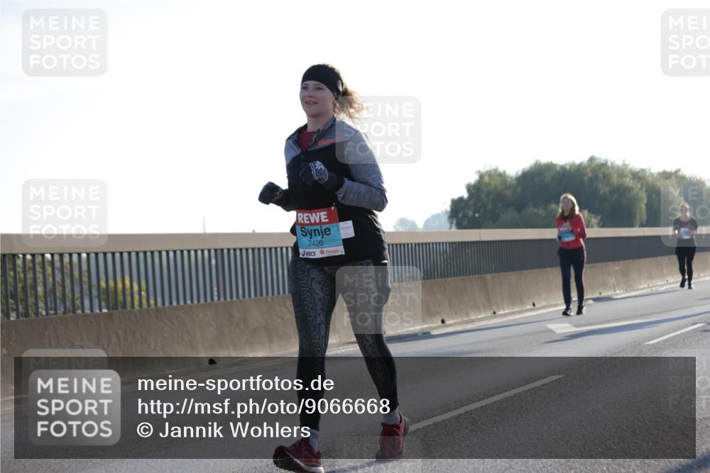 03.10.2025 - Köhlbrandbrückenlauf Jannik Wohlers http://msf.ph/oto/9066668 03.10.2025 09:27:51 Position 3 2426 meine-sportfotos.de