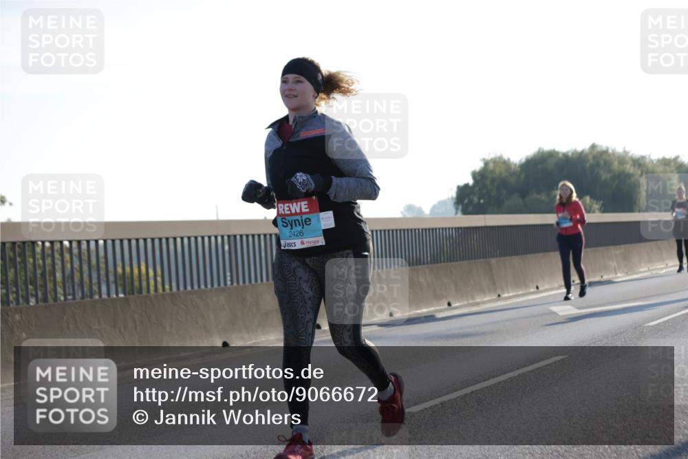 03.10.2025 - Köhlbrandbrückenlauf Jannik Wohlers http://msf.ph/oto/9066672 03.10.2025 09:27:51 Position 3 2426 meine-sportfotos.de