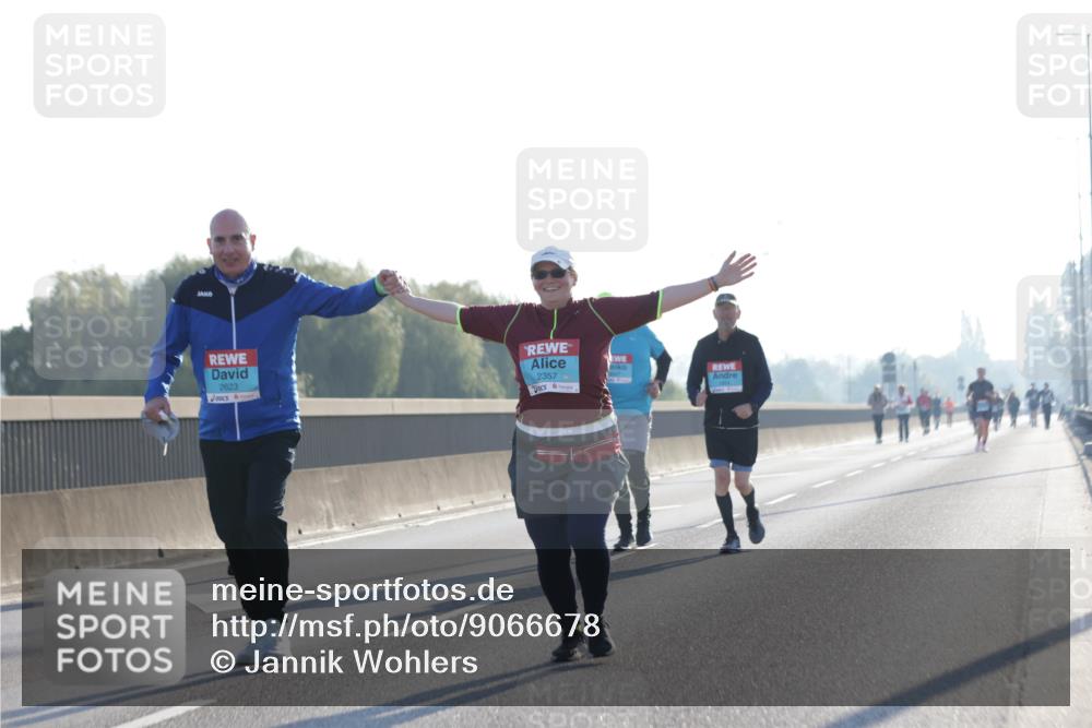 03.10.2025 - Köhlbrandbrückenlauf Jannik Wohlers http://msf.ph/oto/9066678 03.10.2025 09:27:55 Position 3 2623, 2357 meine-sportfotos.de