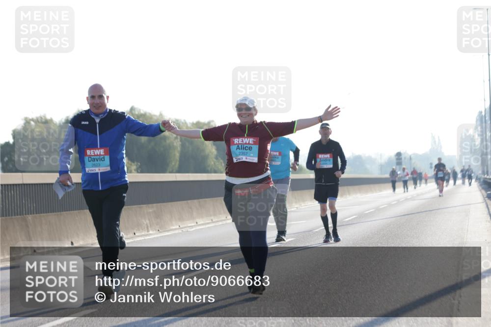 03.10.2025 - Köhlbrandbrückenlauf Jannik Wohlers http://msf.ph/oto/9066683 03.10.2025 09:27:55 Position 3 2623, 2357 meine-sportfotos.de