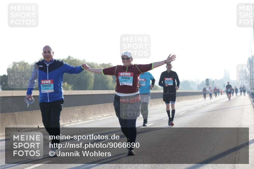 03.10.2025 - Köhlbrandbrückenlauf Jannik Wohlers http://msf.ph/oto/9066690 03.10.2025 09:27:55 Position 3 2623, 2357 meine-sportfotos.de