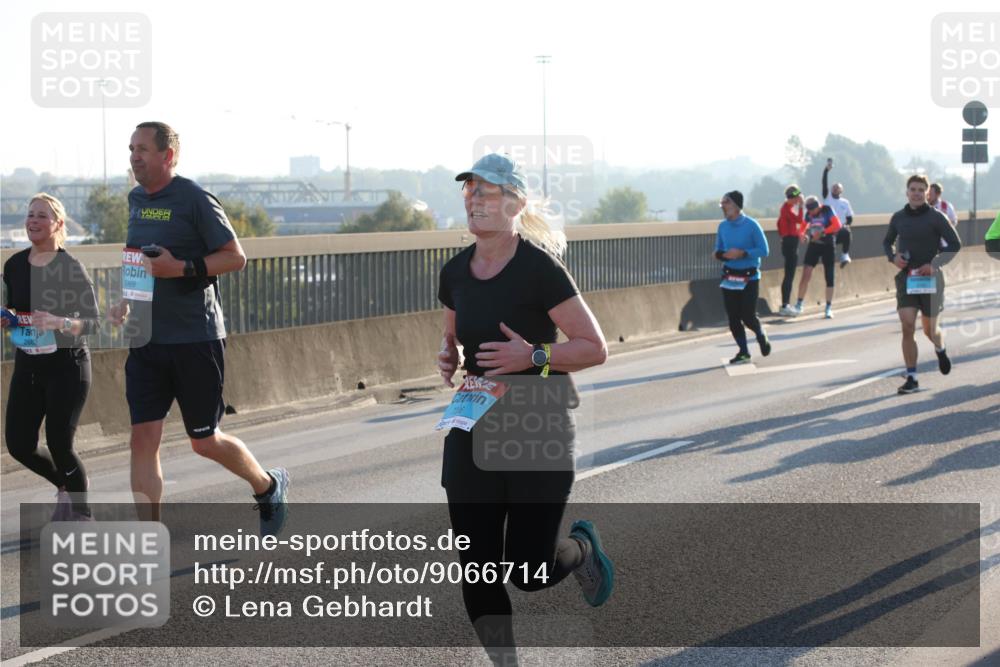 03.10.2025 - Köhlbrandbrückenlauf Lena Gebhardt http://msf.ph/oto/9066714 03.10.2025 09:23:17 Position 1 3069, 2016 meine-sportfotos.de