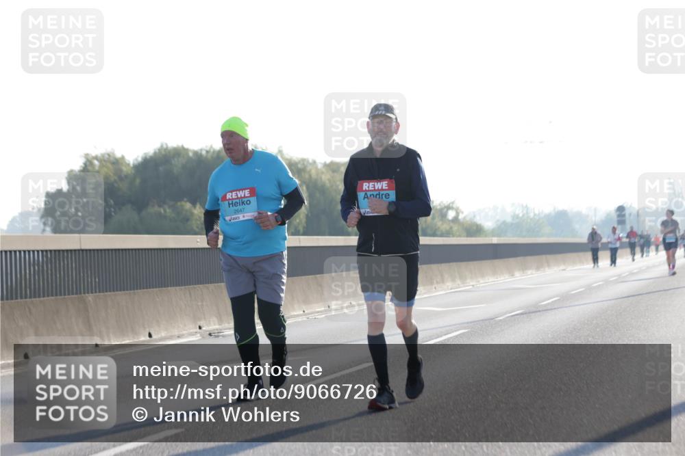 03.10.2025 - Köhlbrandbrückenlauf Jannik Wohlers http://msf.ph/oto/9066726 03.10.2025 09:28:00 Position 3 2647 meine-sportfotos.de